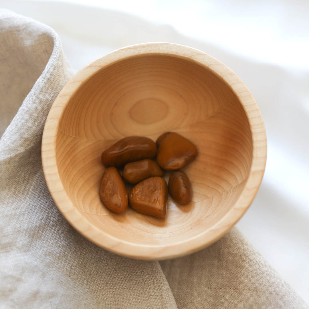 De aardse kracht van Jaspis: ontdek de mystieke wereld van deze betoverende edelsteen