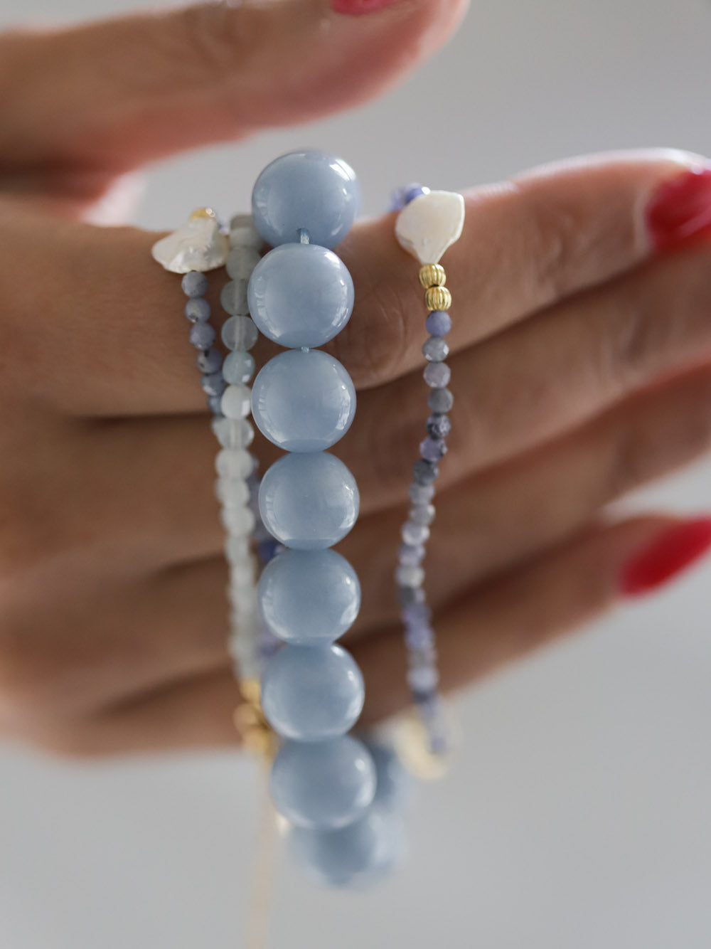 Blauwe edelsteen armbanden