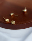 Studs || Rocks