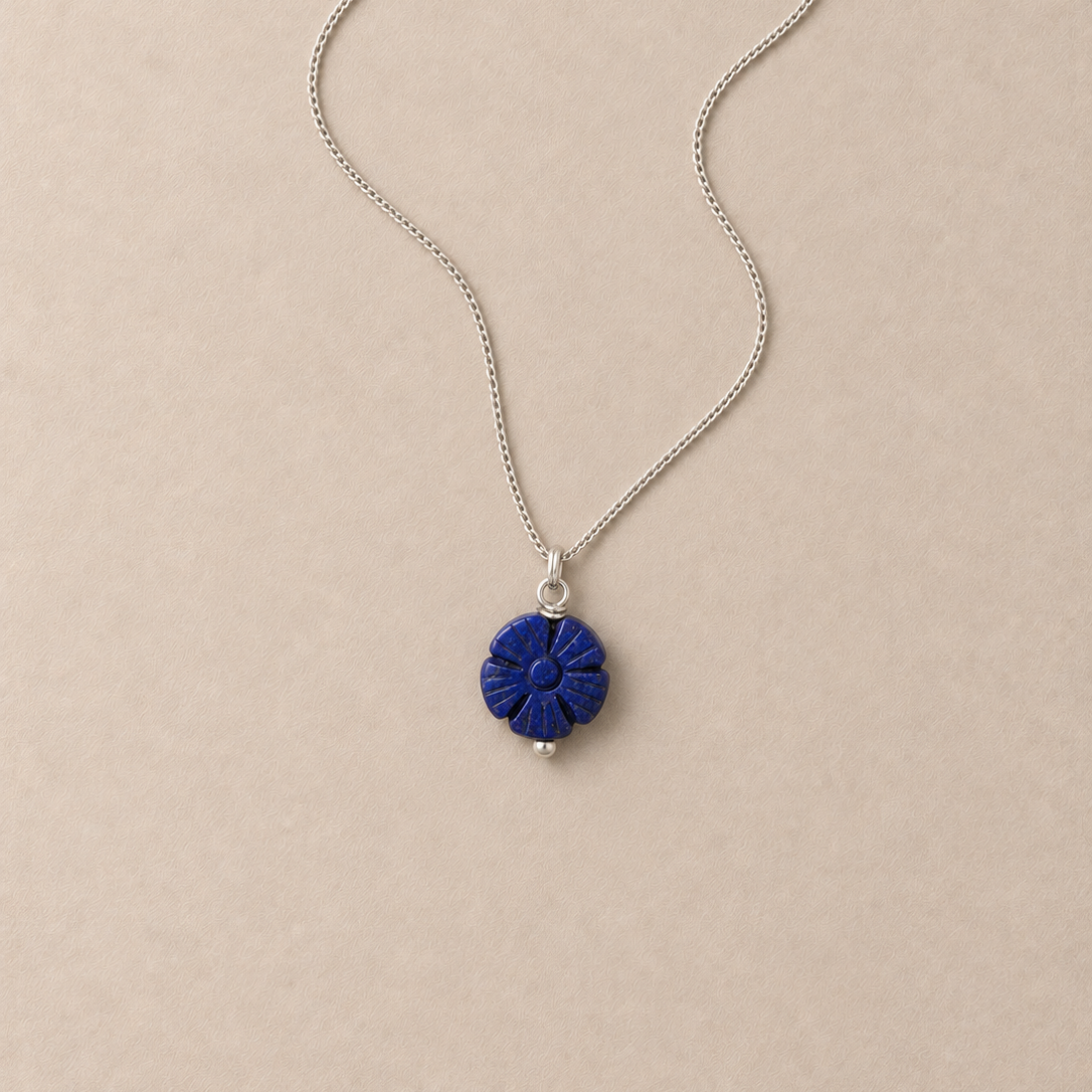 echt zilveren ketting met lapis lazuli bloem