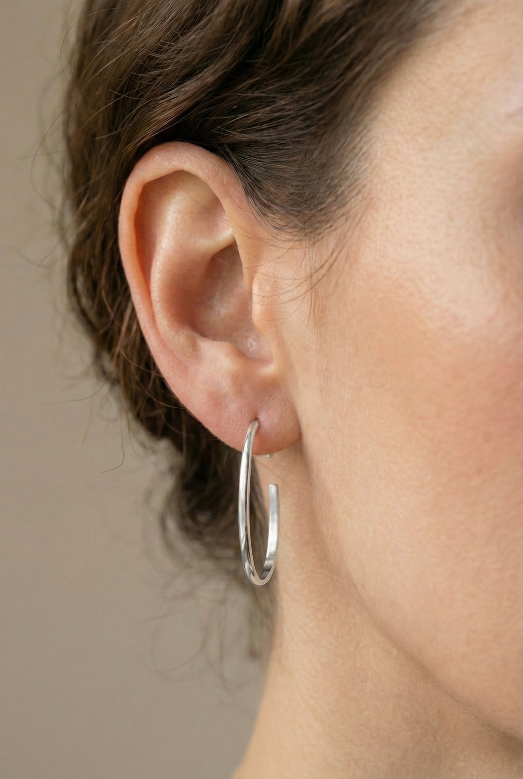 elegante zilveren oorbellen 